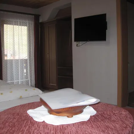 Gaestehaus Lackner 2* Oberau