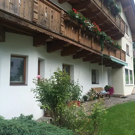 Gaestehaus Lackner 3* Oberau