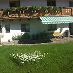 Gaestehaus Lackner 3* Oberau